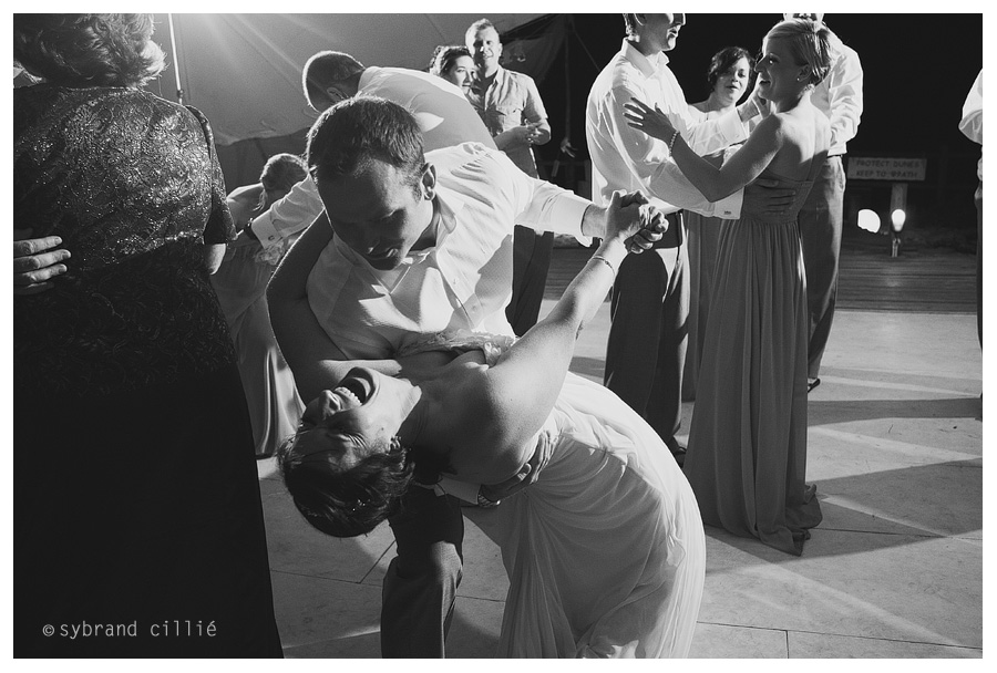 RS_4083 beautiful beach wedding